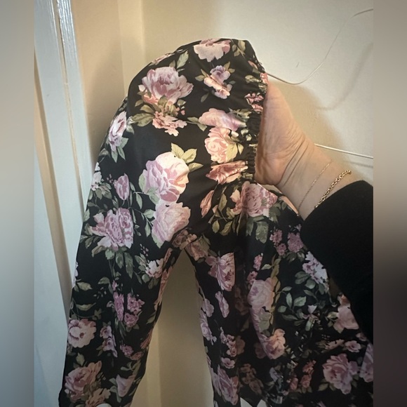 Black Pink Floral Long puff Sleeve Cropped Corset Tue Up Top - Picture 5 of 10